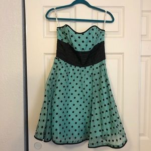 Betsey Johnson evening dress size 6